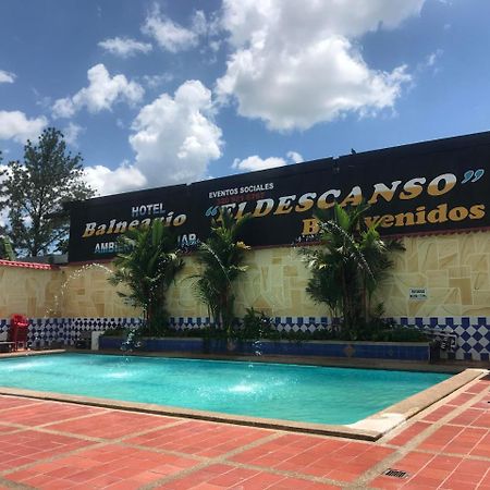 Hotel Y Balneario El Descanso Villavicencio Exterior foto